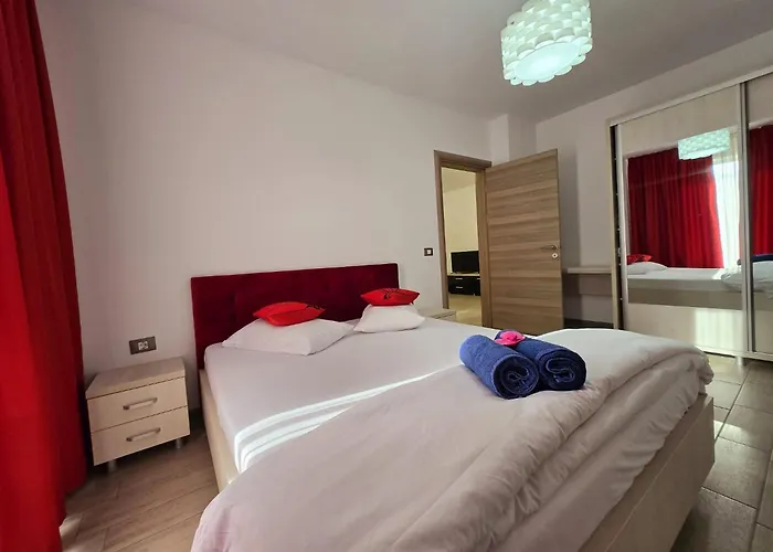 Daire Azizi Pool & Piscina Incalzita *